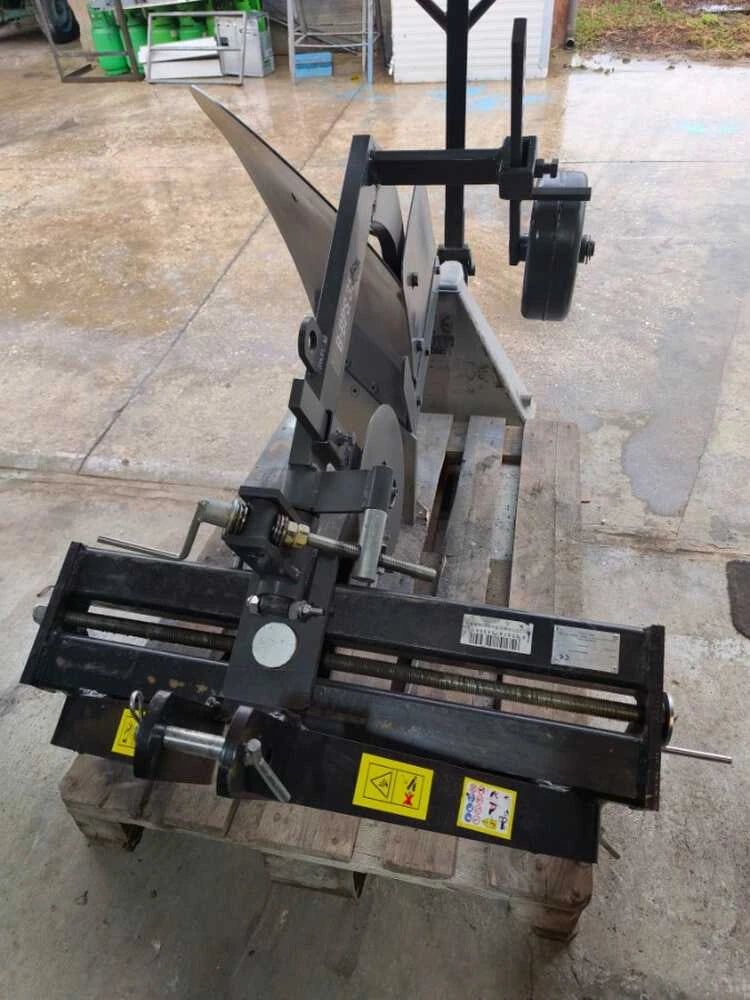 Aratro BlackStone B-BPS 35 per trattore compatto - immagine 11