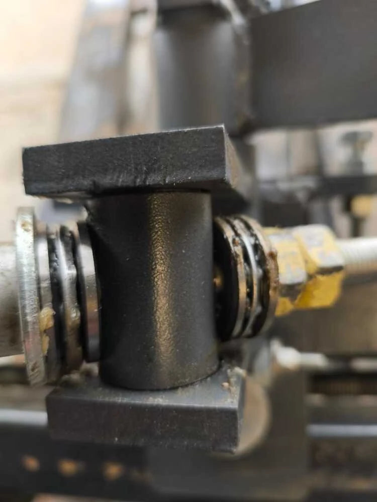 Aratro BlackStone B-BPS 35 per trattore compatto - immagine 6
