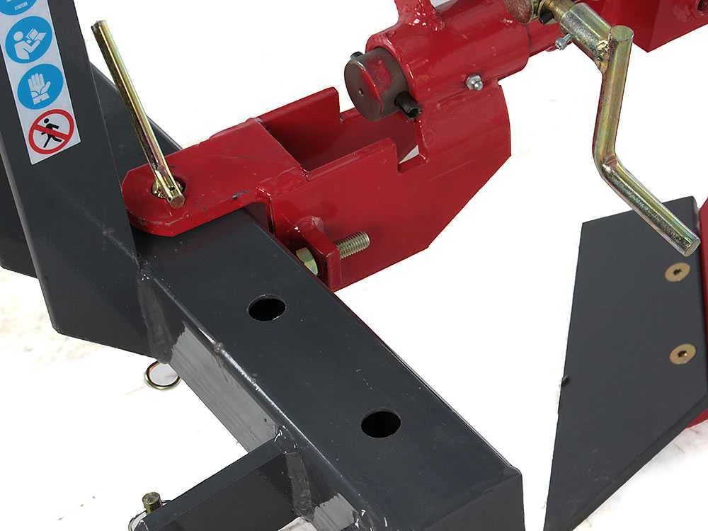 Aratro Geotech DP16 a versoio corto per trattore - immagine 18