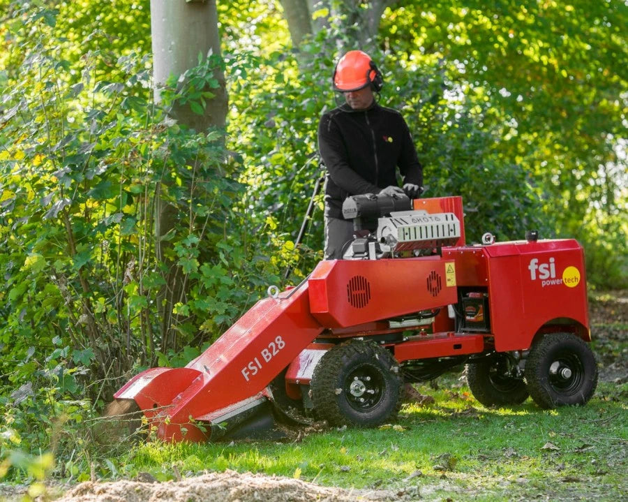 Fresaceppi FSI B28 idraulica compatta e facile da manovrare - immagine 6