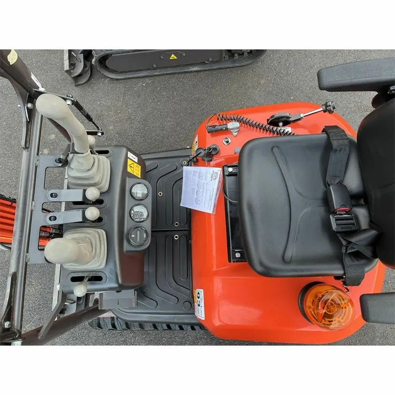 Mini attrezzatura agricola Deleks M90 compatta e robusta - immagine 2