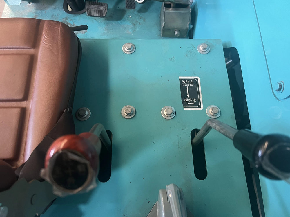 Mini betoniera autocaricante 500 L per cantieri compatti - immagine 11