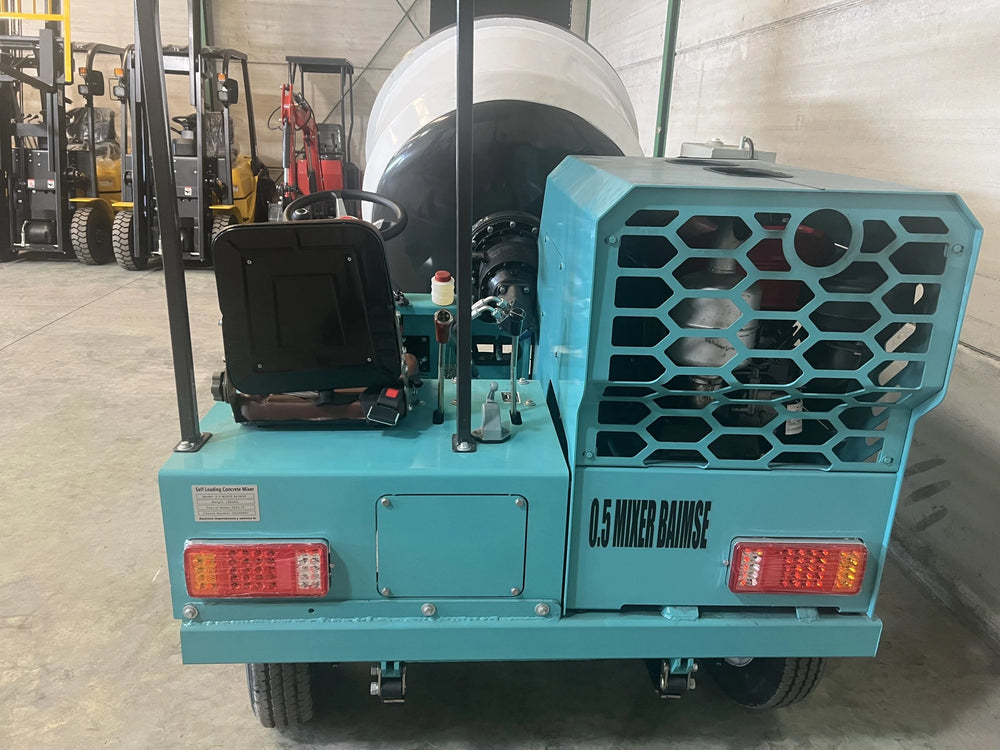 Mini betoniera autocaricante 500 L per cantieri compatti - immagine 12