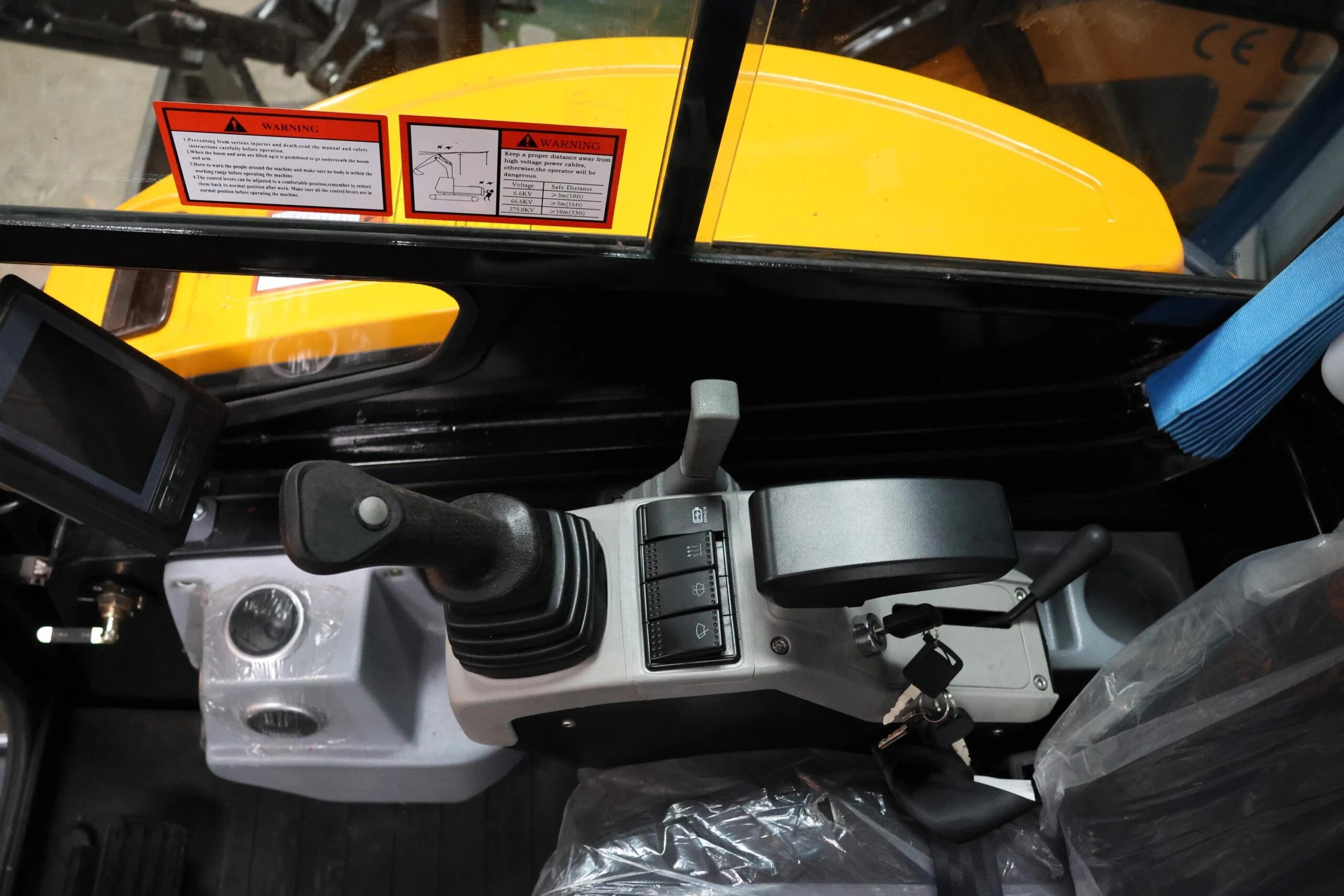 Mini escavatore APS KMZ 28 con braccio orientabile - immagine 7