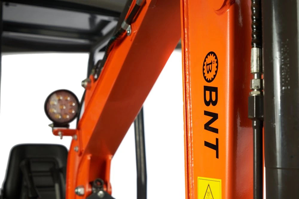 Mini escavatore diesel BN professionale per scavi precisi - immagine 7