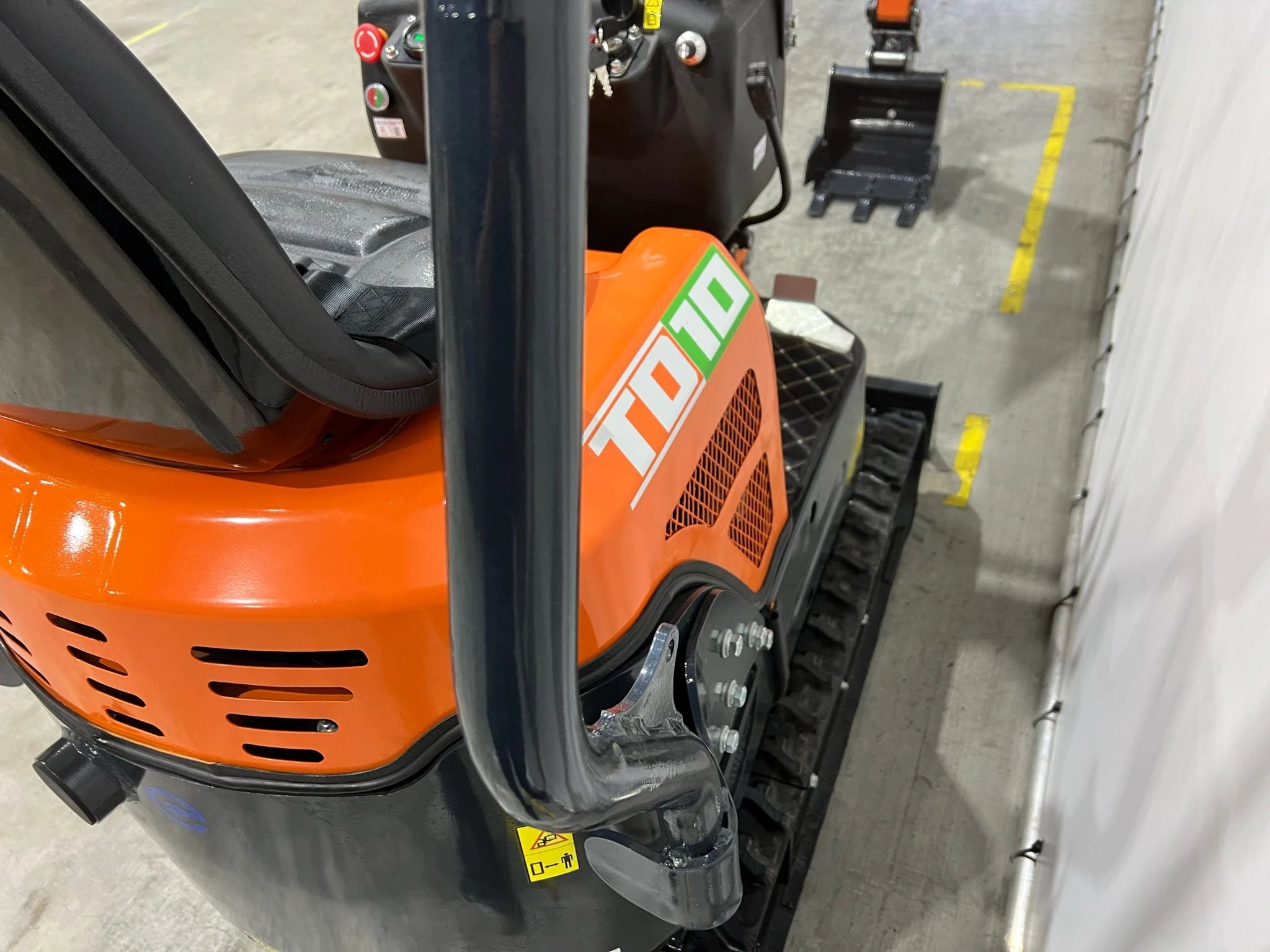 Mini escavatore elettrico TD10 silenzioso per lavori urbani - immagine 5