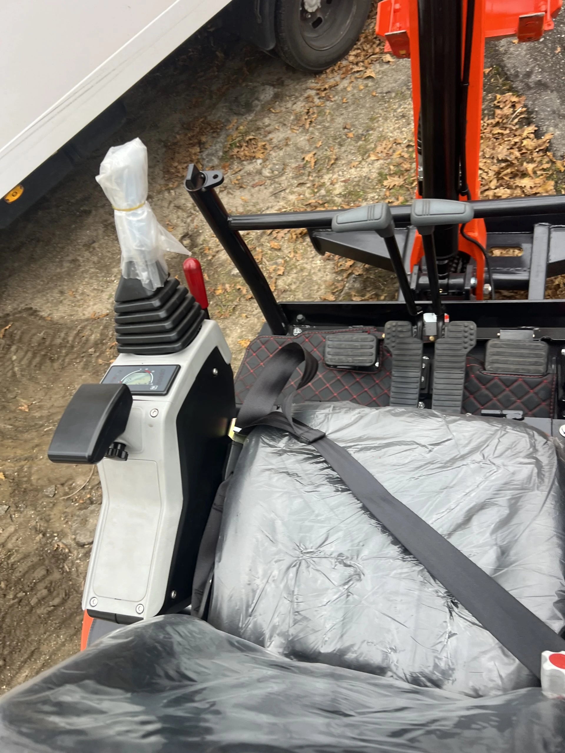 Mini escavatore rotativo Baimse 2500 kg Kubota D1105 - immagine 12