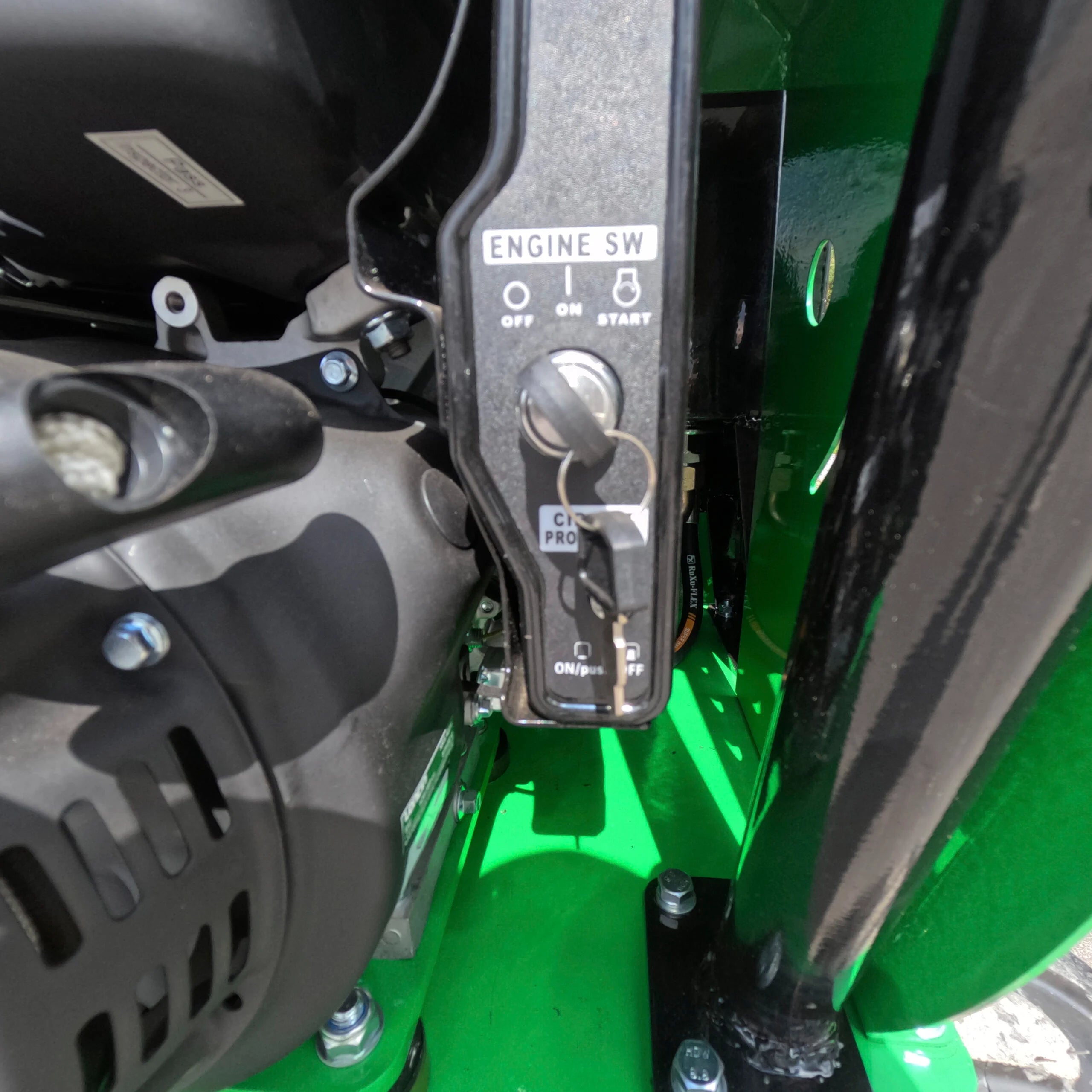 Mini escavatore su ruote Caivu HFT7 agile e pratico - immagine 10
