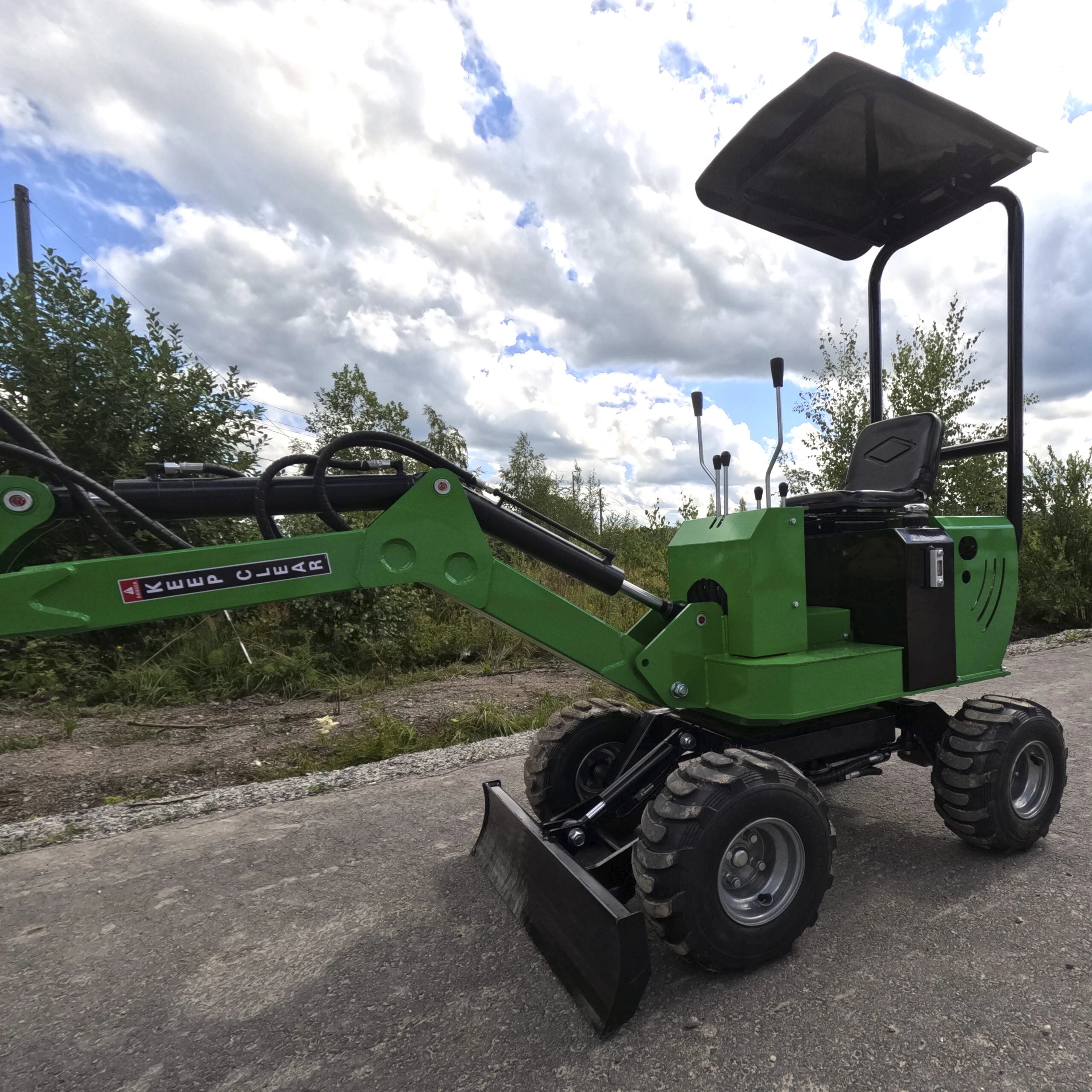 Mini escavatore su ruote Caivu HFT7 agile e pratico - immagine 21