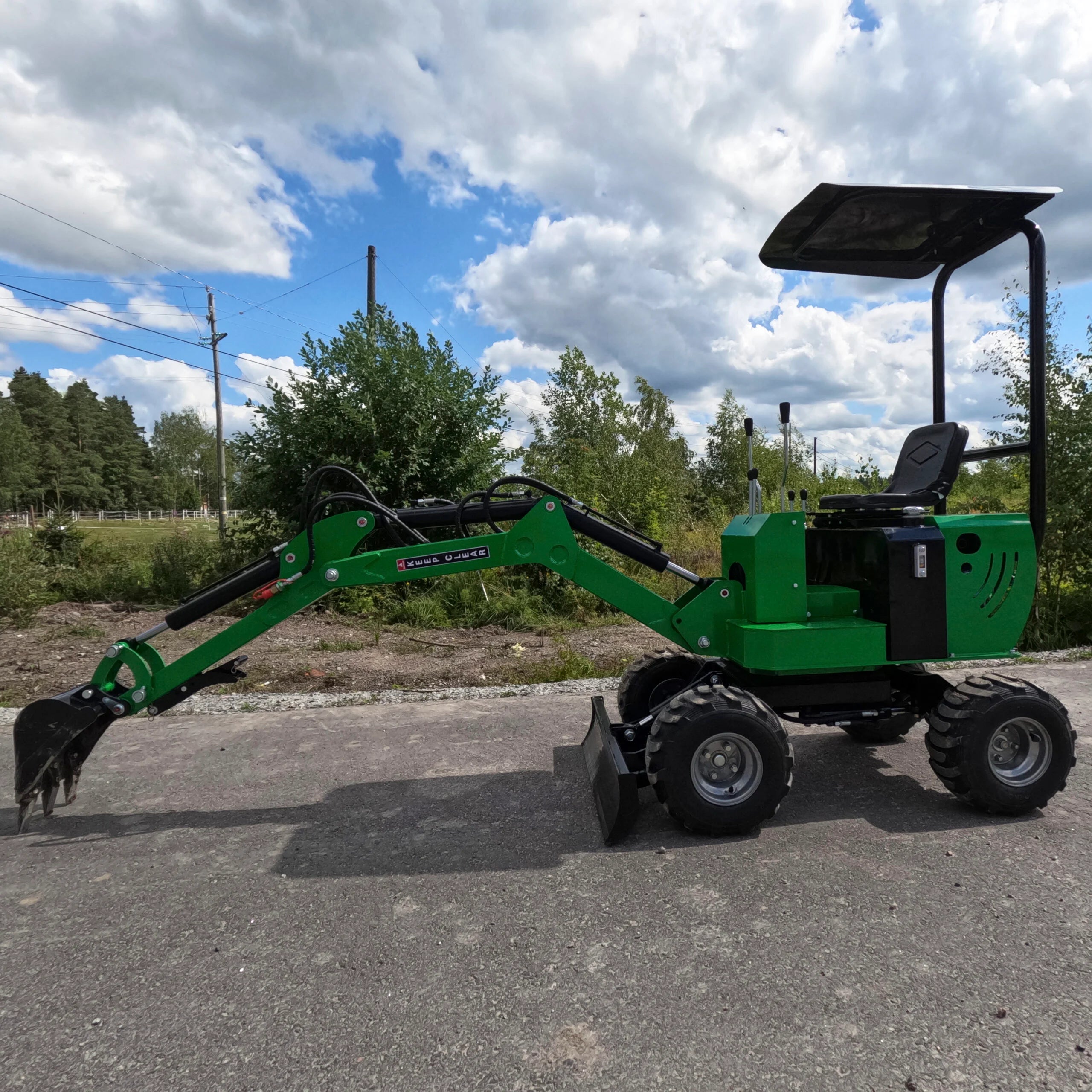 Mini escavatore su ruote Caivu HFT7 agile e pratico - immagine 26