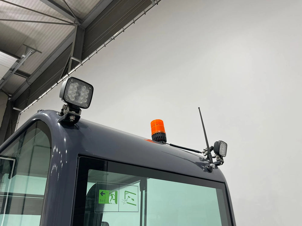 Mini escavatore XCMG XE20E-C compatto professionale - immagine 26